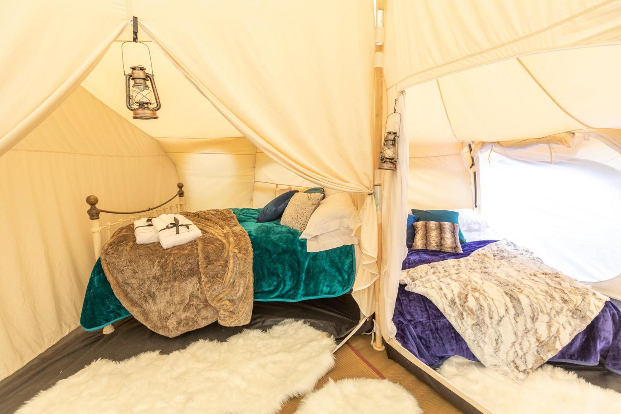 Stargazer Glamping Uk The Mahal 8 People Hotel Ross-on-Wye Exterior photo