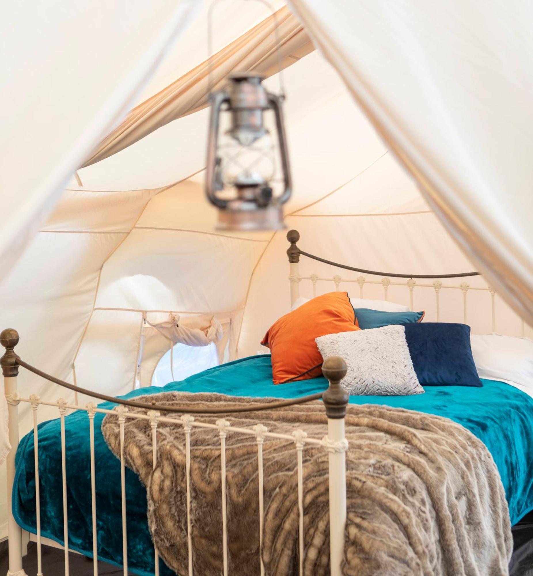 Stargazer Glamping Uk The Mahal 8 People Hotel Ross-on-Wye Exterior photo